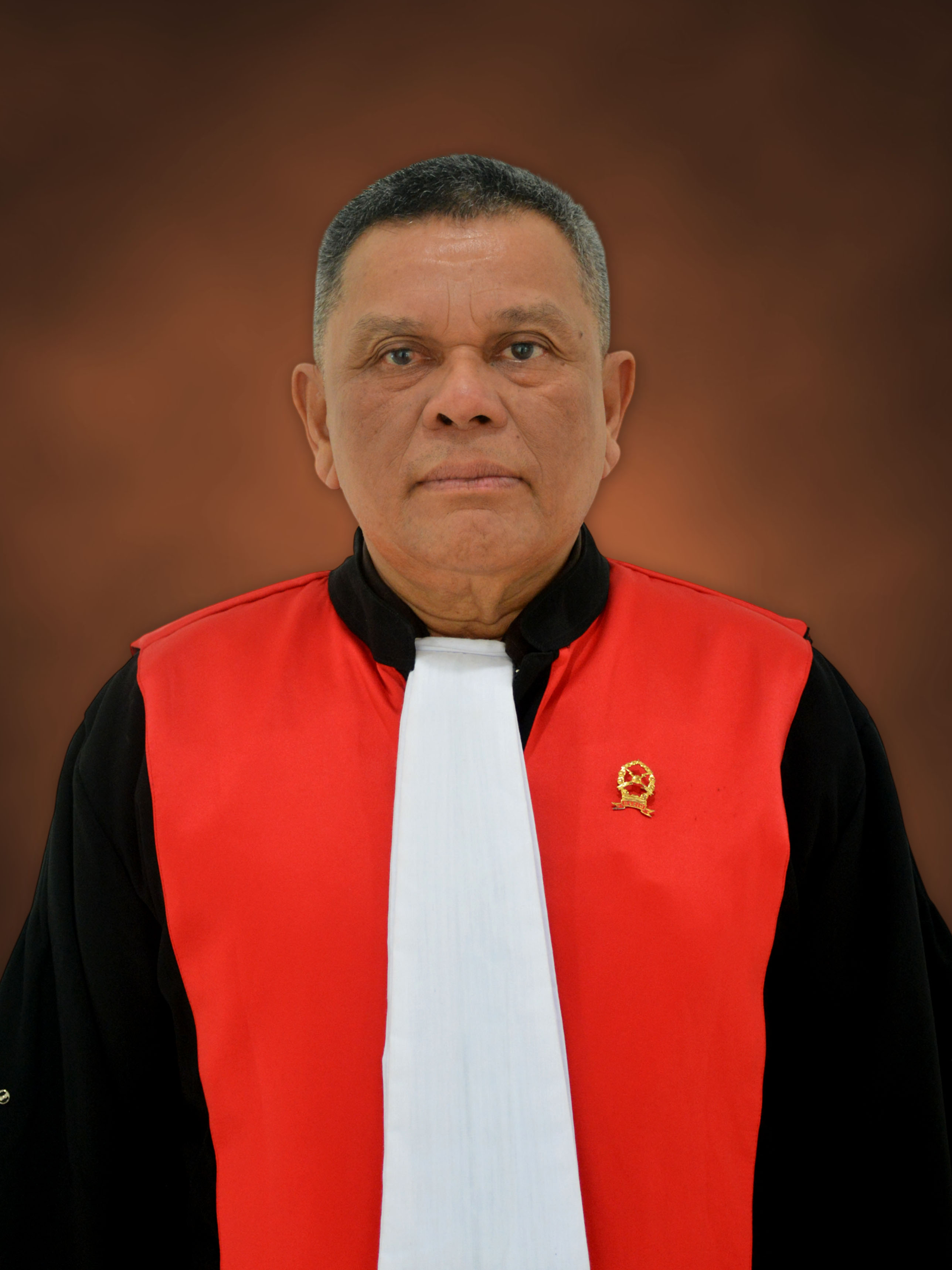Dr. H. EDITERIAL, S.H., M.H.